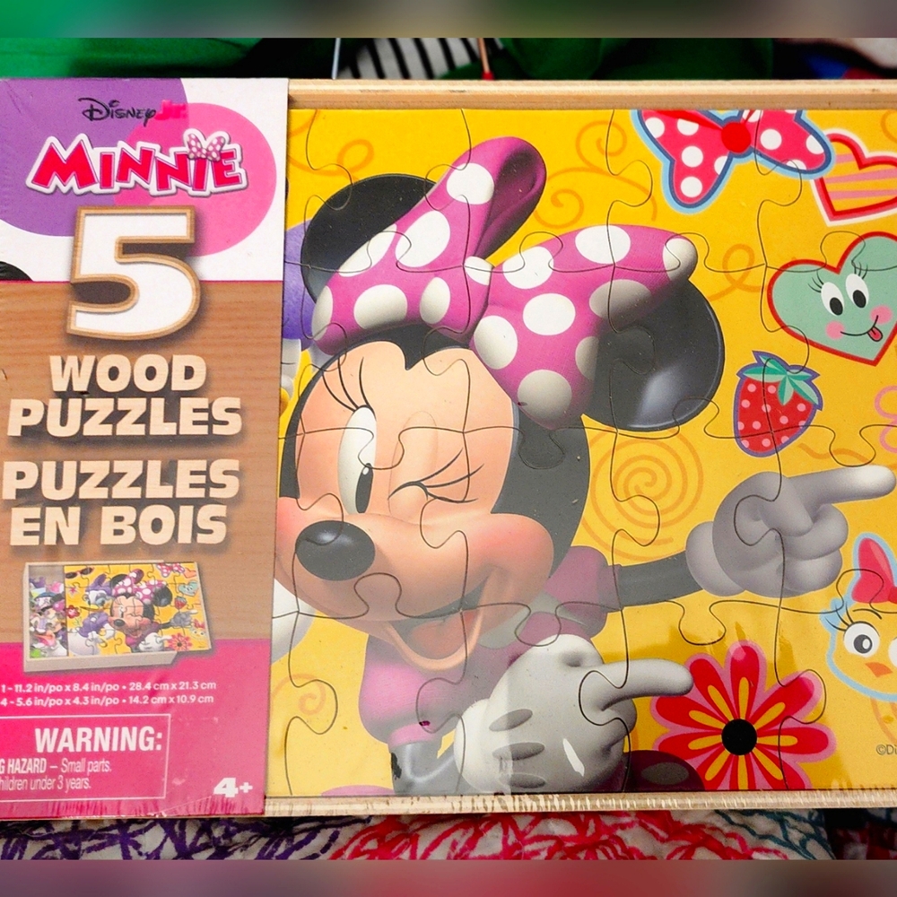 Disney Minnie Mouse Wood Puzzles Set